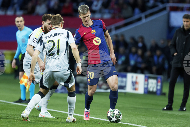 AS: Съдът отхвърля исканията на Ла Лига да не регистрира играчите на Барселона Олмо и Виктор