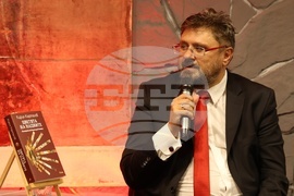 „Цветята на нациите. Пилигрими по Камино де Сантяго“ - представяне