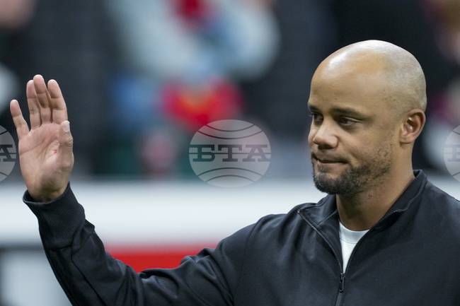 Старши треньорът на Байерн Мюнхен Венсан Компани: "Имаме няколко опции за позицията на краен защитник, важното е да показваме увереност"