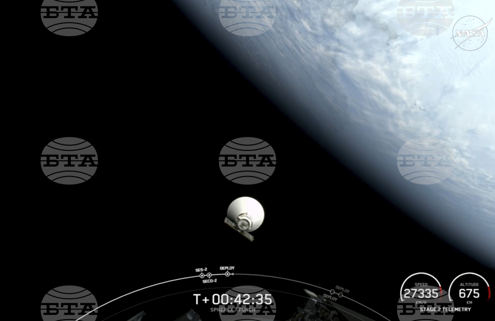 Телескопът SPHEREx на НАСА завърши първата си космическа карта на цялото небе