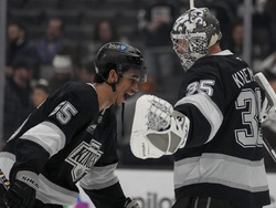 Islanders Kings Hockey