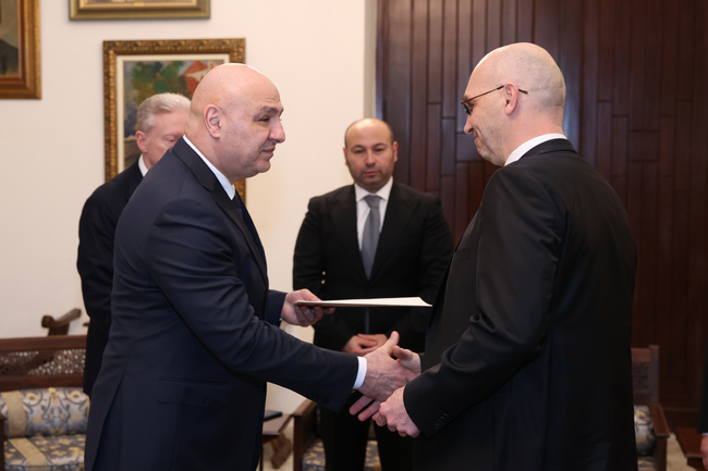 Посланик Ясен Томов връчи акредитивните си писма на президента на Ливан, съобщи МВнР