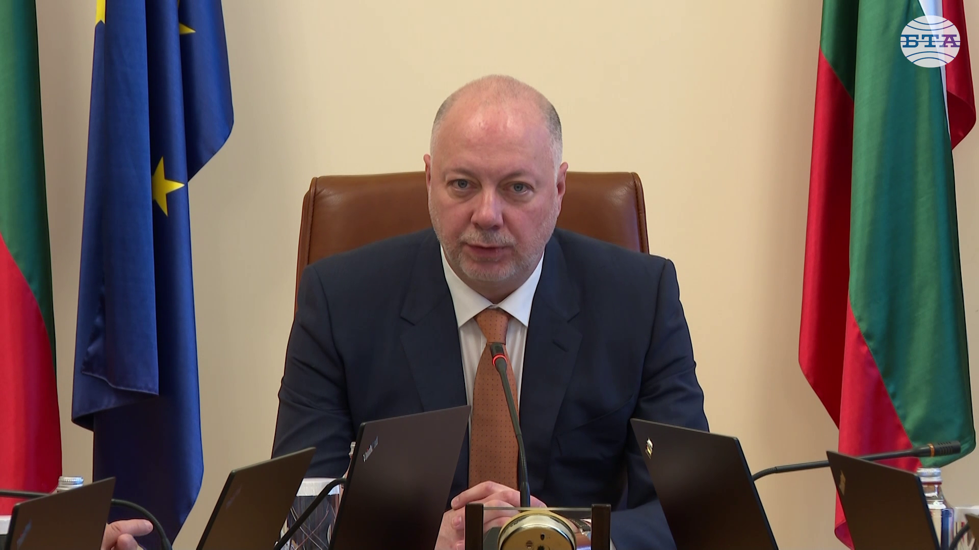 Липсата на държавен бюджет поставя много сериозна задача пред работата на приходните агенции, заяви премиерът Желязков