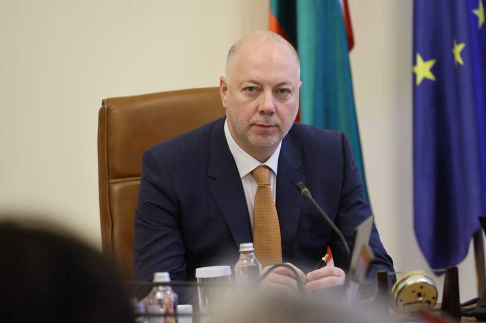 PM: Bulgaria Has Offered Medical Treatment to Victims of Kocani Fire