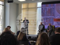 Първият у нас "бавен хекатон" за противодействие на дезинформацията беше представен в Института GATE. Снимка: Иван Долев/БТА