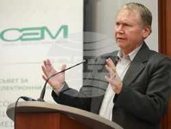 Софийски университет - „Войни и конфликти, медии и общество“ - дискусия