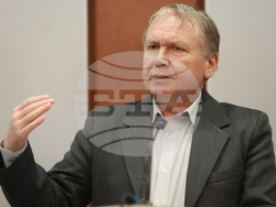 Софийски университет - „Войни и конфликти, медии и общество“ - дискусия