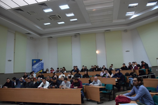 Фирма представи стажантска програма пред студенти в Русенския университет