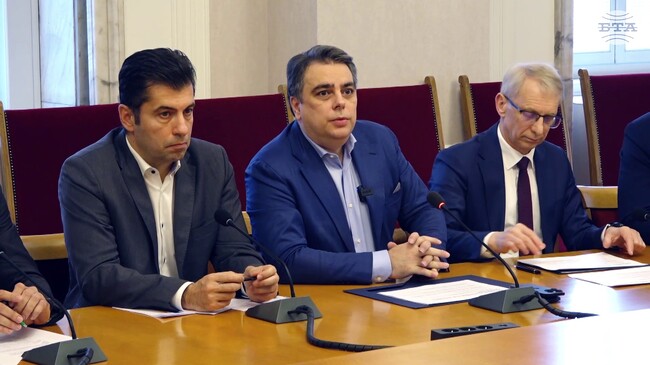 Увеличаване с 50% на данъчните облекчения за работещи родители предлагат в бюджета между първо и второ четене от „Продължаваме промяната“