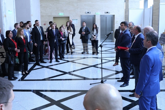 Народно събрание - фотоизложба - ЦСКА