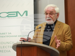 Софийски университет - „Войни и конфликти, медии и общество“ - дискусия