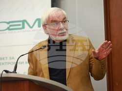 Софийски университет - „Войни и конфликти, медии и общество“ - дискусия