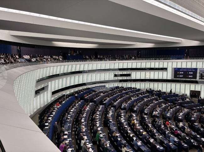 Евродепутатите обсъдиха първите 100 дни от мандата на новата Европейска комисия