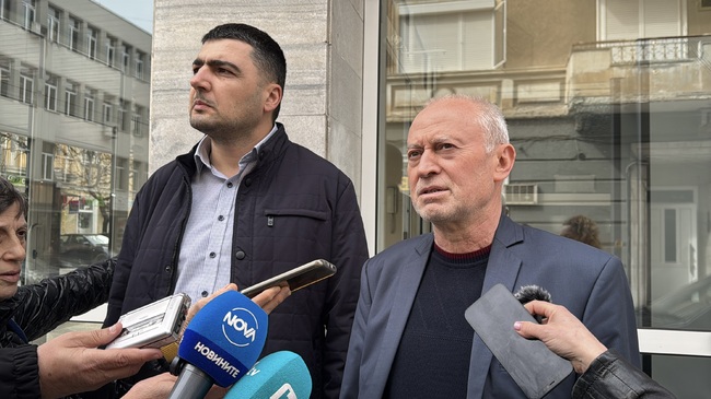 Най-тежкото наказание за полицаите от Казанлък, обвинени в умишлено убийство, е „доживотен затвор без замяна“, каза окръжният прокурор