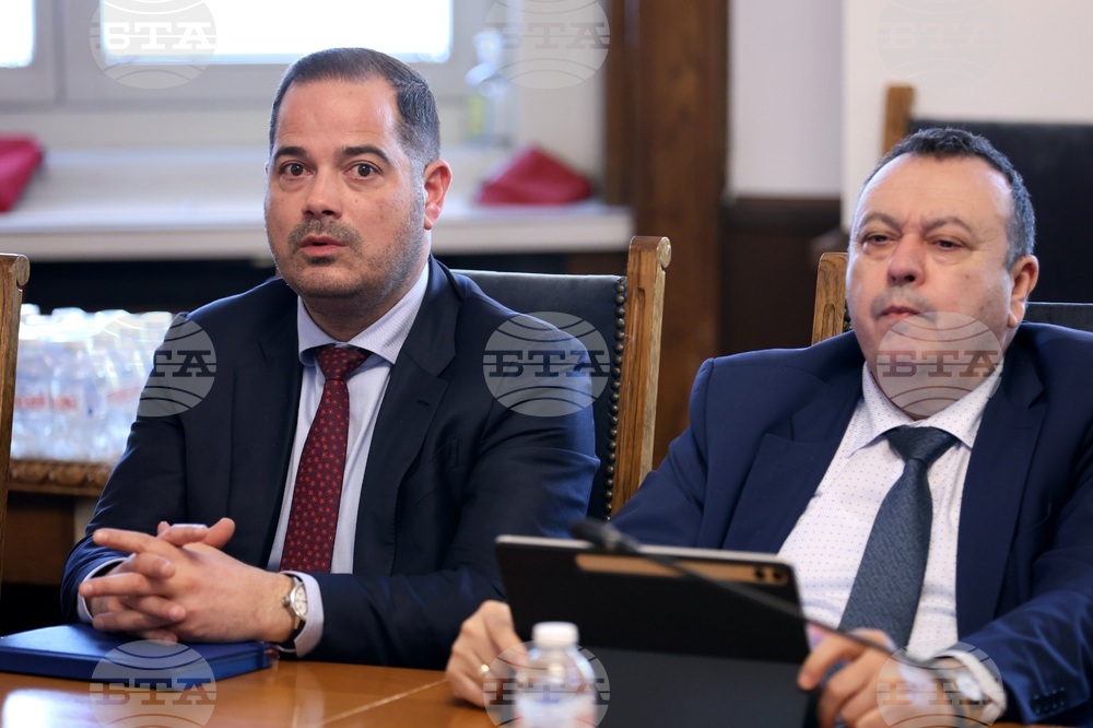 Парламент - Комисия по конституционни и правни въпроси - заседание