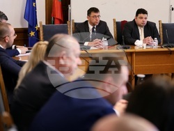 Парламент - Комисия по конституционни и правни въпроси - заседание