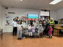 Празниците Баба Марта, Сирни заговезни, Трети март и Осми март бяха отбелязани с тържество в училище „Васил Левски” в Шанън, Ирландия