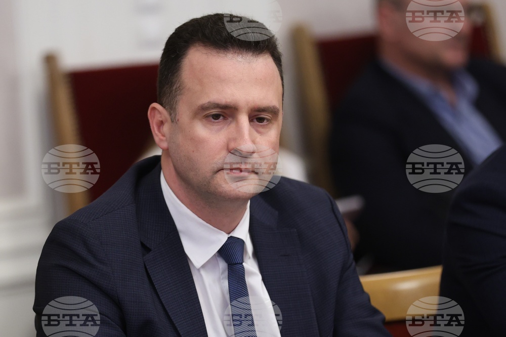 България планира нови енергийни връзки с Румъния и участие в Зелен енергиен коридор, каза министърът на енергетиката