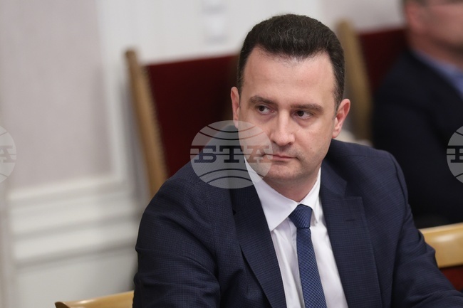 Капацитетът на газовото хранилище в Чирен нараства с 20 процента след инсталирането на нови компресори, каза министърът на енергетиката