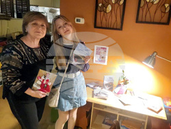 Българската поетеса Здравка Славенова представи новата си книга „По хълмовете на духа” в Сиатъл, САЩ