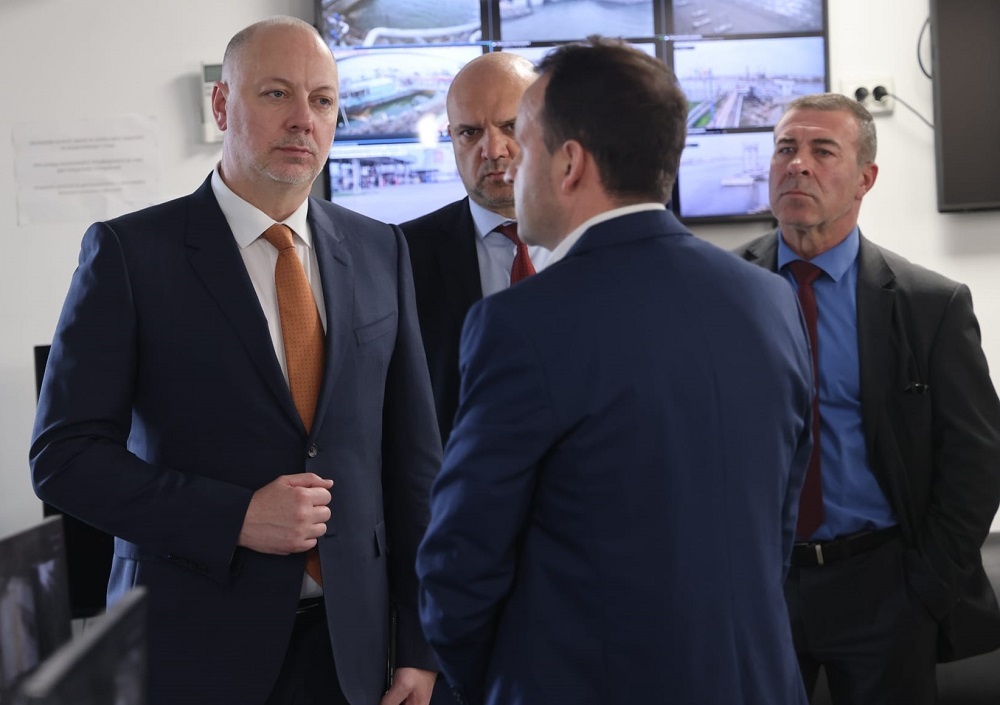 Росен Желязков се запозна с хода на акцията срещу контрабандата и избягване на данъчното облагане на горивата