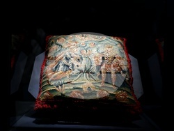 „Квадрат 500“ - гоблени - изложба