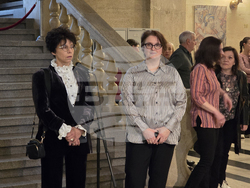 „Квадрат 500“ - гоблени - изложба