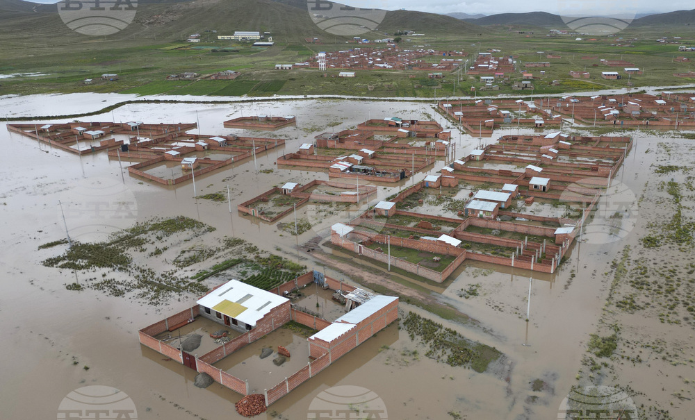 Преливането на река в Боливия отне живота на най-малко 20 души 