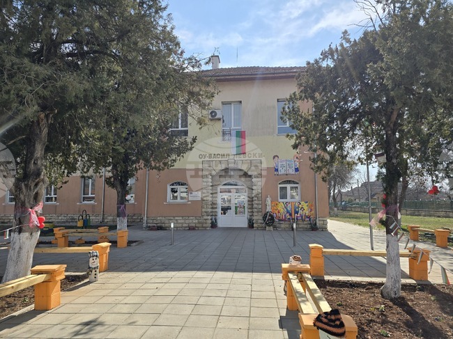 В понеделник от РУО-Враца и „Закрила на детето“ ще проверят сигнал за евентуално насилие над дете в училище, каза началникът на РУО 