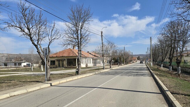 Заради ремонтни дейности се променя организацията на движение в участъци в област Враца