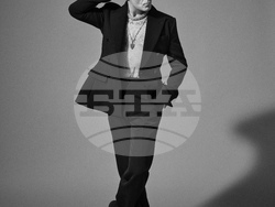 Дара и The Lottery Winners пеят преди Роби Уилямс на стадион „Васил Левски“, на 28 септември, снимка – Fest Team