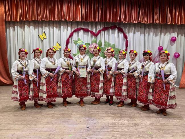 В Криничненската община в Украйна отпразнуваха Международния ден на жената с концерт и българско хоро