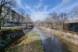 Перник - река Струма