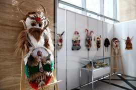 Народно събрание - кукерски маски - изложба