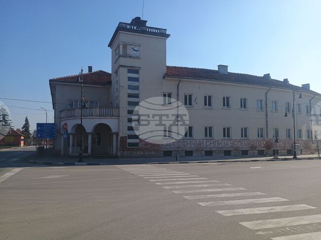 Общинският съвет в Криводол одобри отписване на несъбираеми общински вземания за над 236 хил. лева