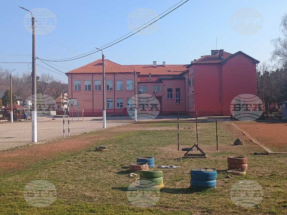 Общинският съвет в Криводол предостави имоти на три училища 