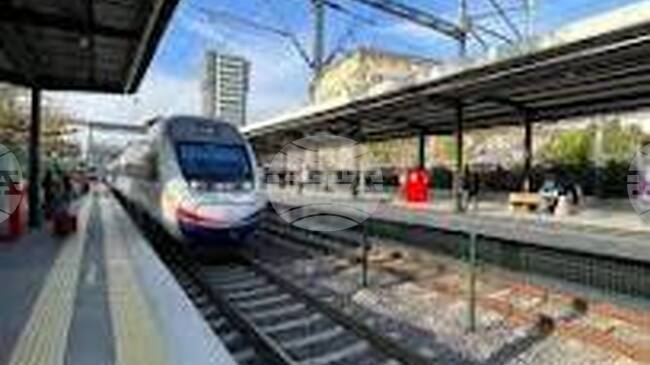 Първият високоскоростен влак турско производство е издържал успешно изпитанията, развивайки 225 км/ч