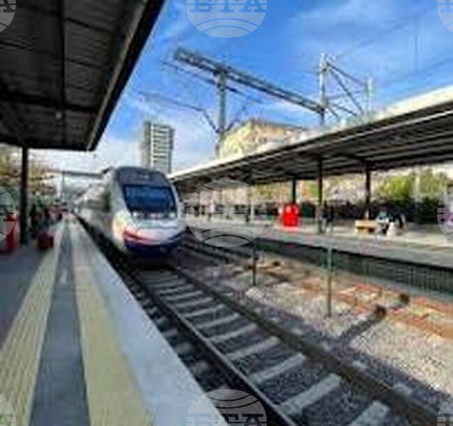 За стачка на служителите в железопътния транспорт в Ломбардия на 16 юни, предупреждават от МВнР