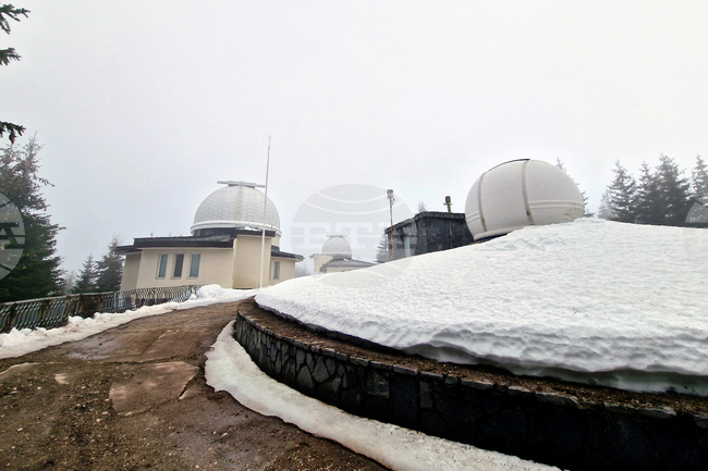 Първият радиотелескоп в България се очаква да заработи до края на 2026 г. в обсерваторията „Рожен“, която днес отбелязва 45-годишината си