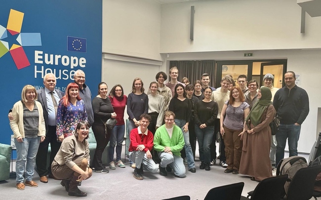 Christo Pimpirev, Bulgarian Ambassador Meet Sarajevo Students