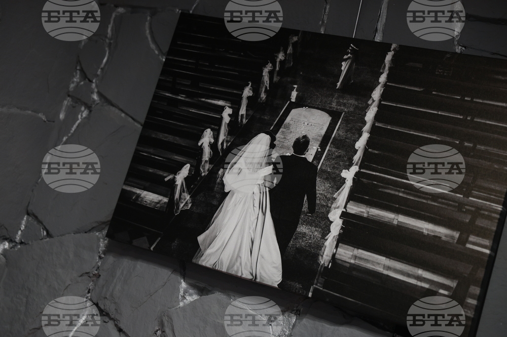 Бони и Марияна Боневи - "Прошепнати мечти" - фотографска изложба