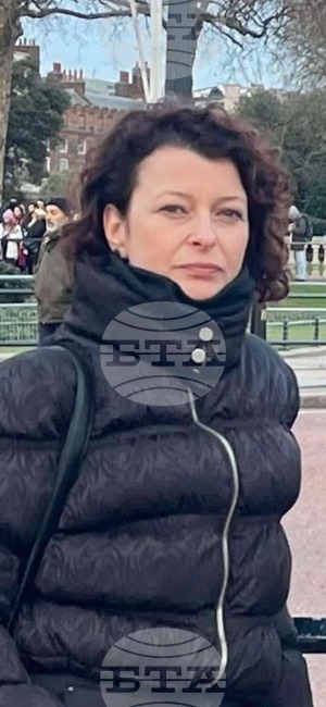 Полицията в Бургас издирва 42-годишна жена, изчезнала от дома си на 10 март