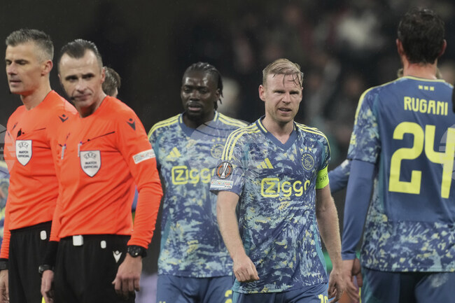 Аякс привлече 16-годишен талант от Барселона