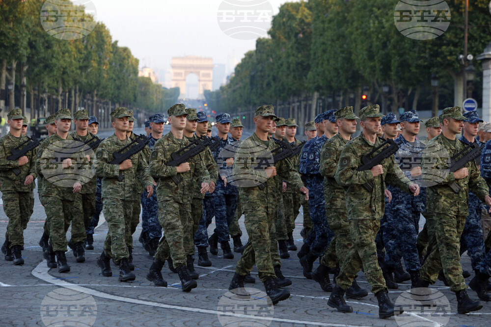 Хърватия чества 30-ата годишнина от операция „Буря“ с грандиозен военен парад