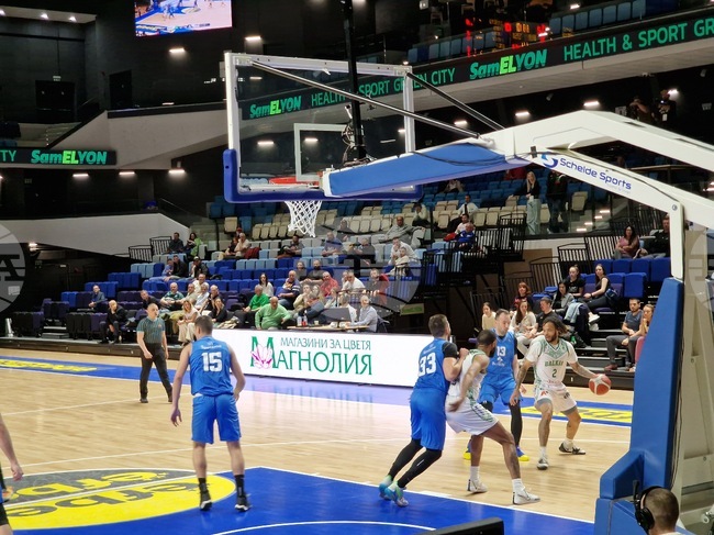 Баскетболният Балкан елиминира Рилски спортист и ще се изправи срещу Черно море Тича във финала за Купата на България