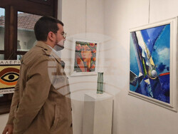 Троян - изложба - плевенски художници