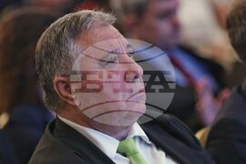 Официално откриване на проект за изграждане на Център за върхови постижения във водородните технологии в Стара Загора H2START