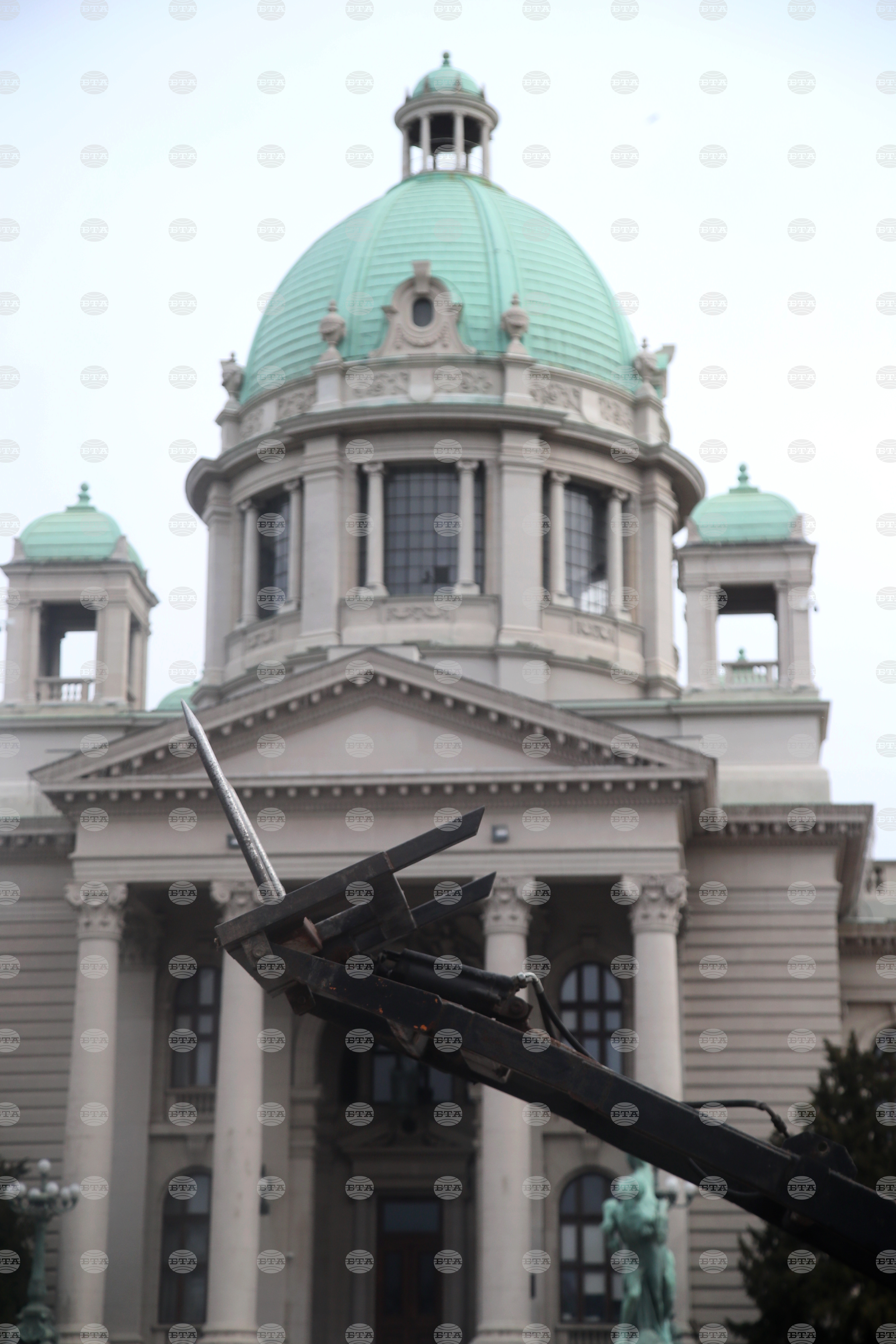 Сърбия - контрапротестиращи - лагер