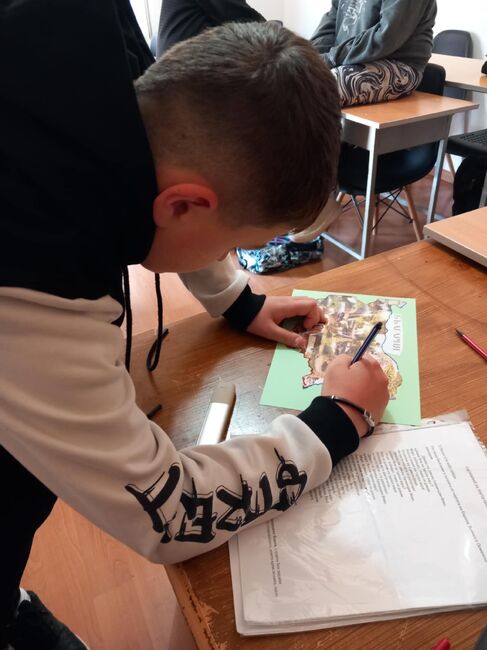 Училище „Св. Климент Охридски“ в Лимасол отбеляза мартенските празници с тържество и различни занятия