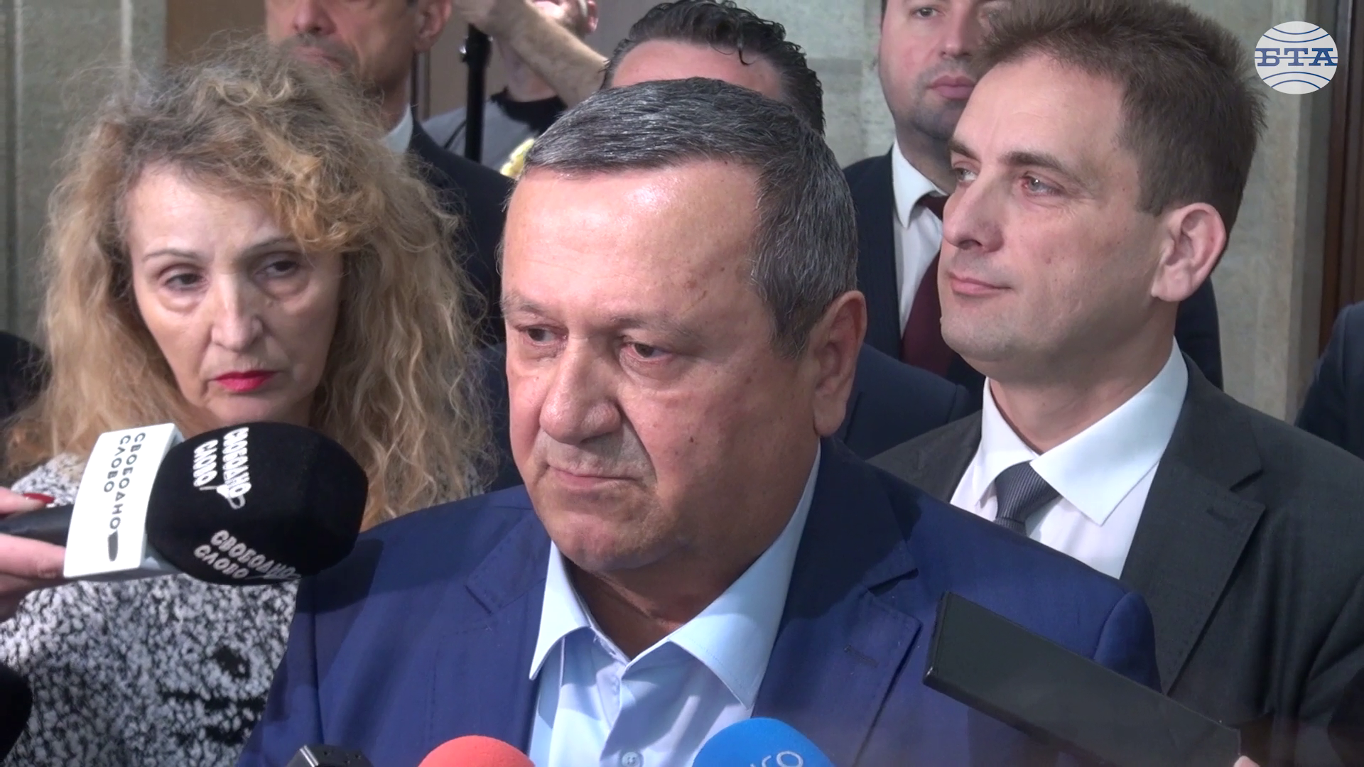 Ако някой смята, че в момента има други мнозинства, нека да излезе и да ги обясни, заяви Хасан Адемов от ПГ "Демокрация, права и свободи"-ДПС Ако някой смята, че в момента има други мнозинства, нека да излезе и да ги обясни, заяви Хасан Адемов от ПГ "Демокрация, права и свободи"-ДПС